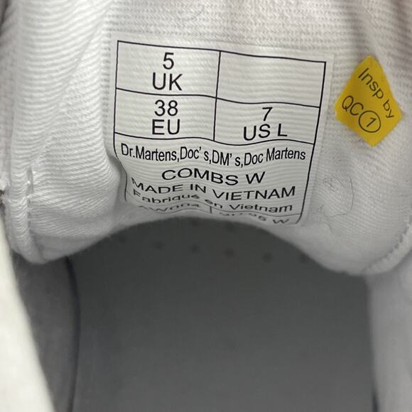 Dr. Martens Women's Size 7 Combs Poly Casual Lace Up Boot White Ajax - Picture 8 of 10